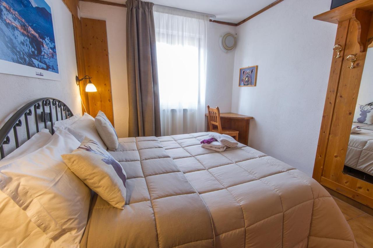 Hotel Iris Pescasseroli Eksteriør billede