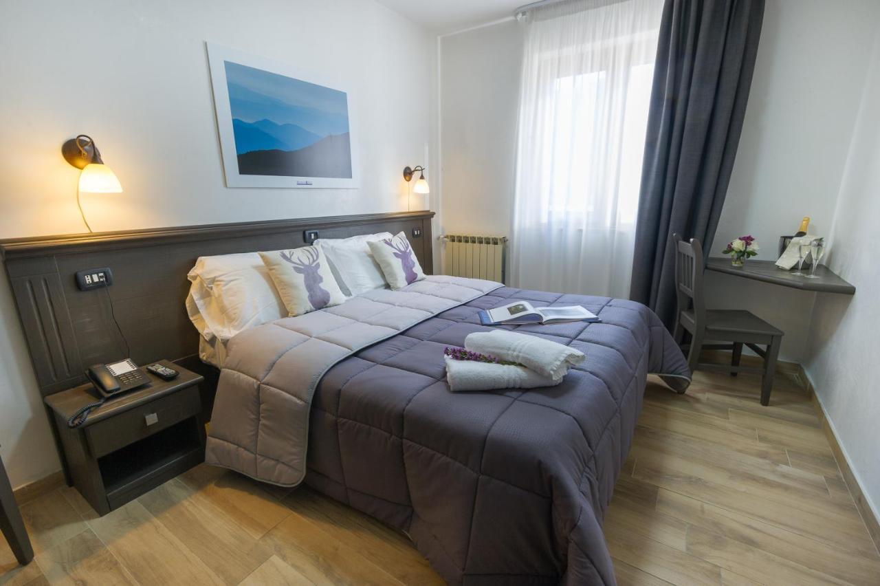 Hotel Iris Pescasseroli Eksteriør billede