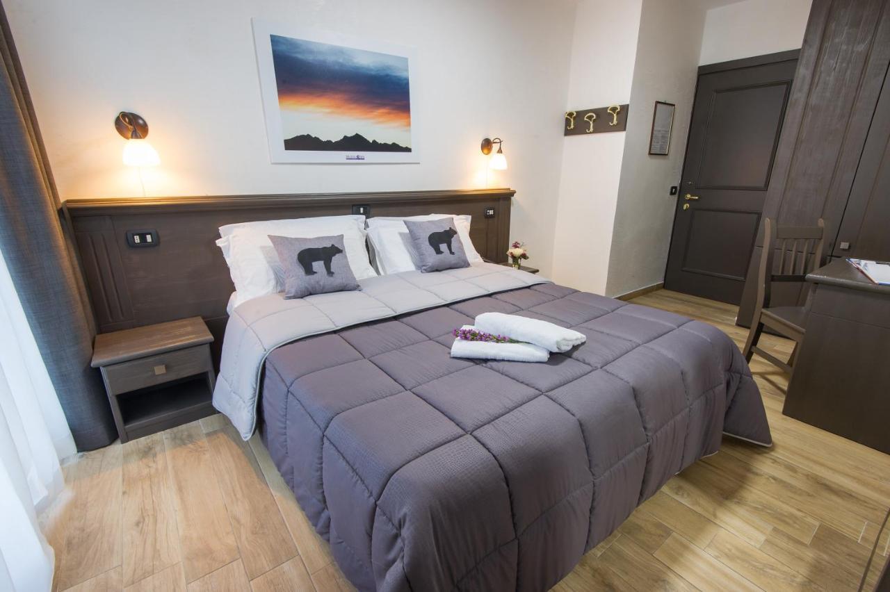 Hotel Iris Pescasseroli Eksteriør billede
